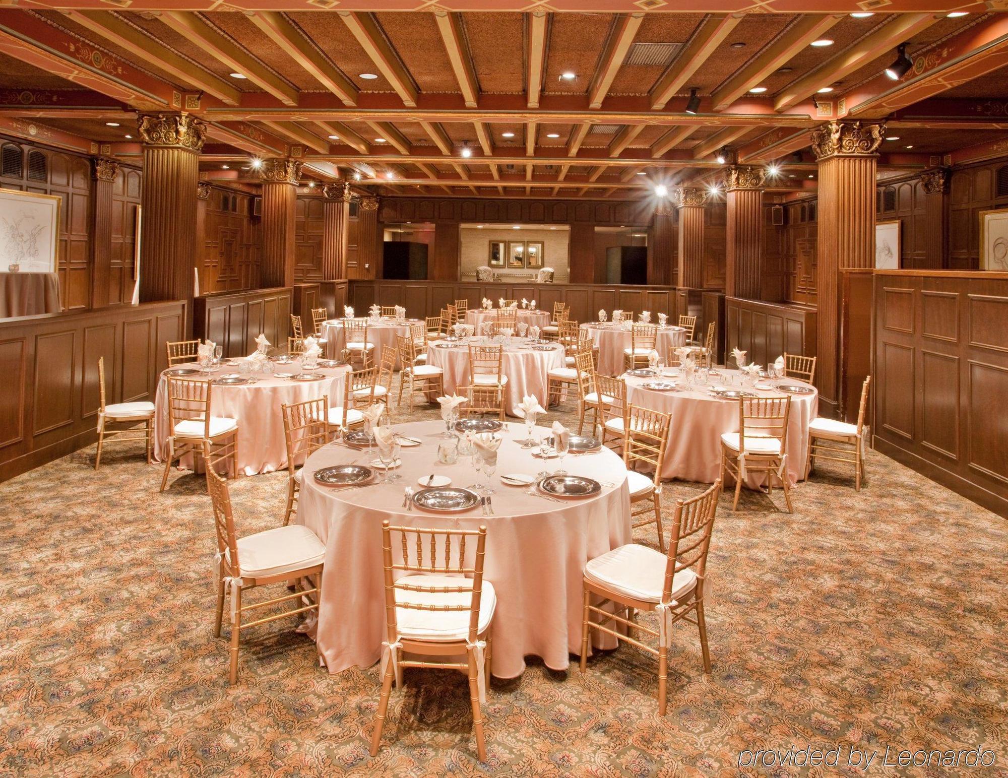 The Biltmore Лос Анджелис Ресторант снимка